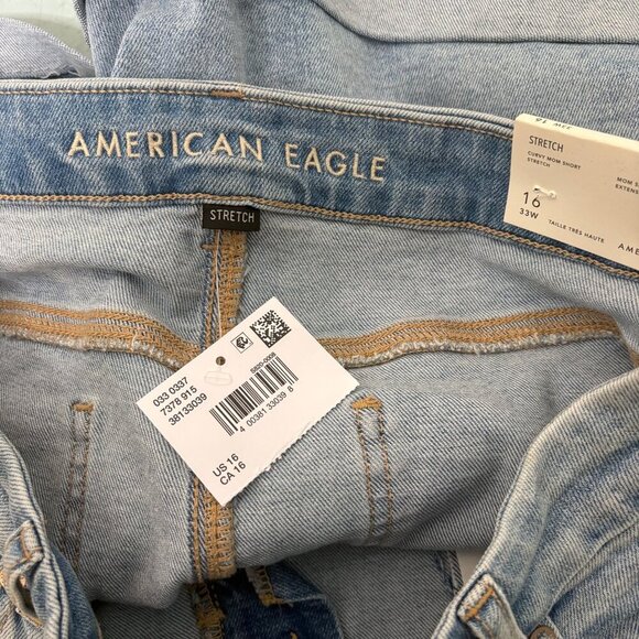 American Eagle NWT Curvy Mom Shorts Light Wash Embroidered Flower Size 16 - Picture 5 of 7
